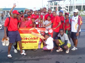 The victorious Meten-Meer-Zorg PYO group poses with the winner’s trophy