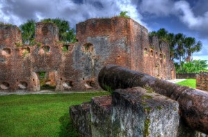 Standing guard at Fort Zeelandia, is a 9-pounder Finbanker cannon (Photo by Marco Basir)