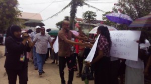 Former President Bharrat Jagdeo greets supporters outside the Whim Magistrate’s Court