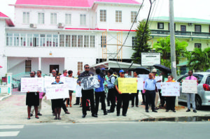 Stakeholders has vowed to continue their protest 